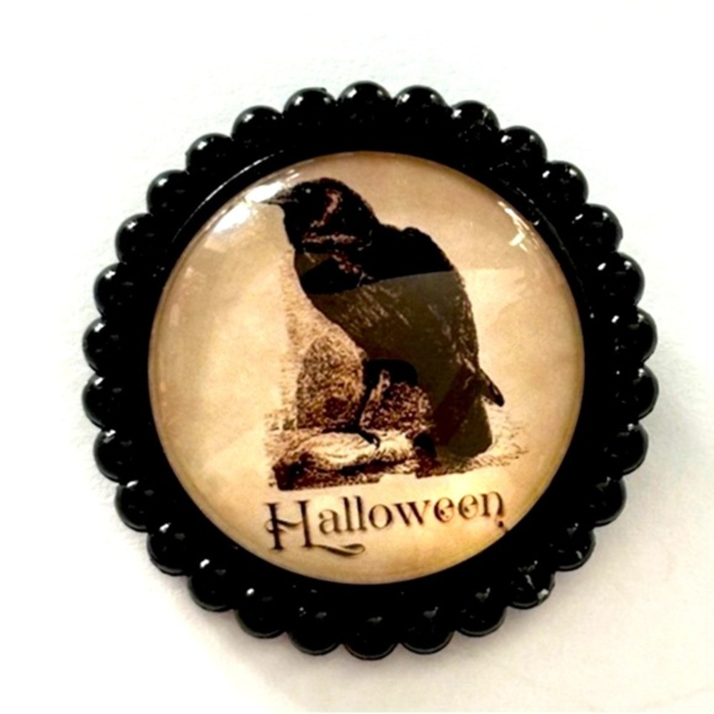 Black Raven Halloween Brooch, NWT, Handmade